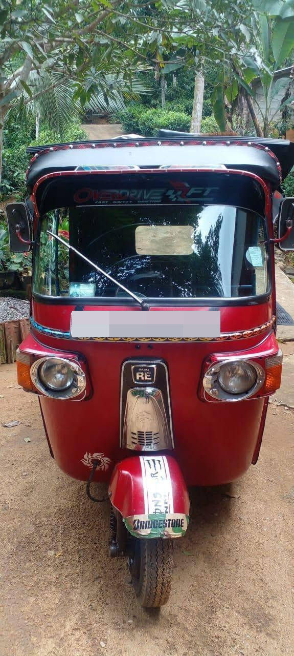 Bajaj Three Wheel 2013 ads-image-1