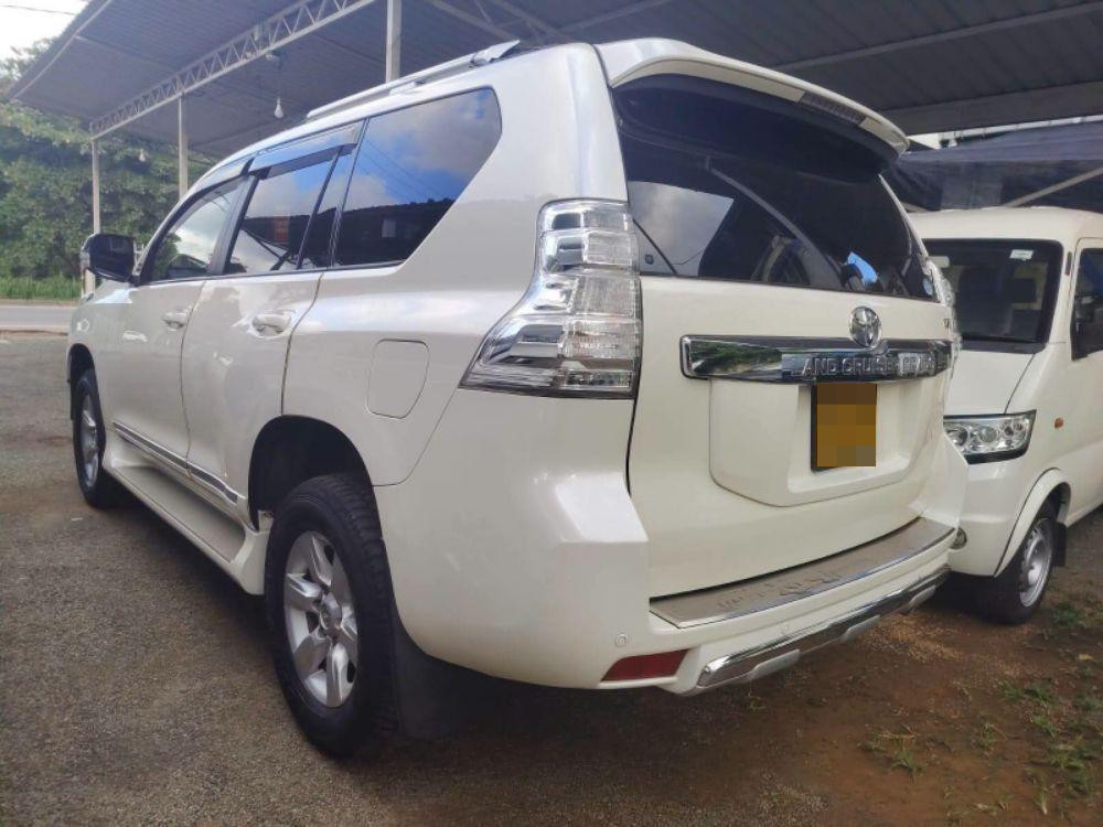 Toyota Land Cruiser 2015 - Used SUV sale in Sri Lanka - patpat.lk