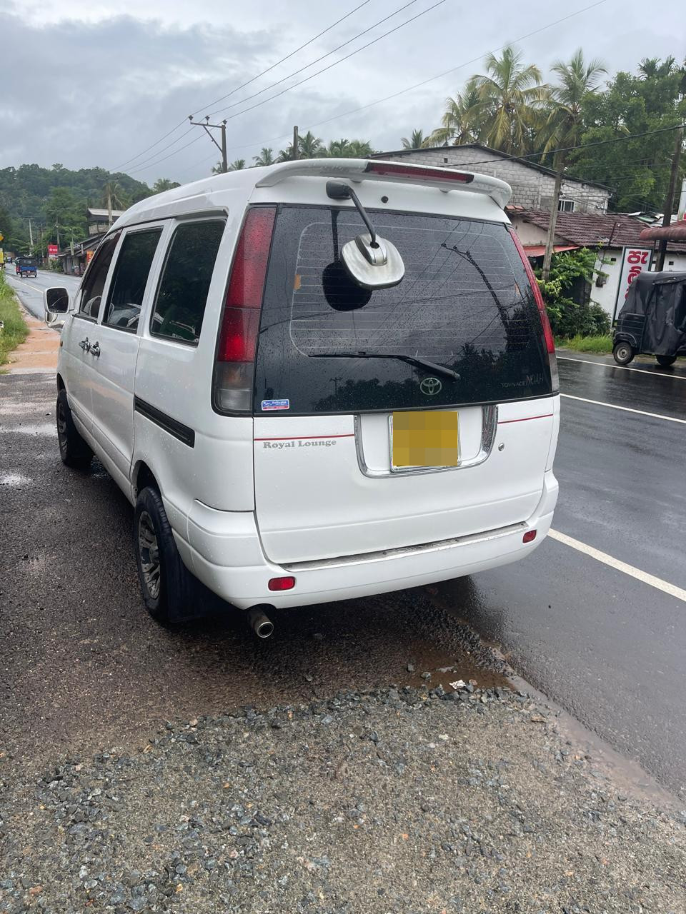 Toyota Noah 1999 - பயன்படுத்தப்பட்டது வேன் sale in Sri Lanka - patpat.lk