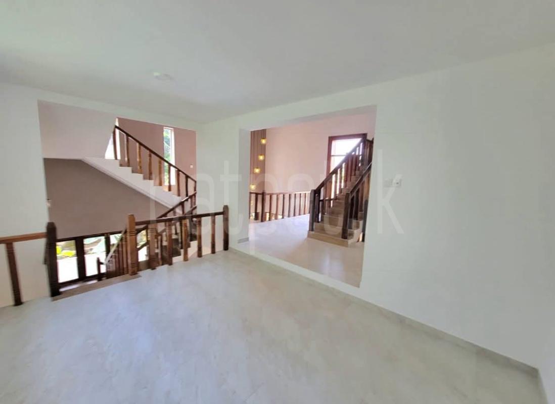 House for Sale in Battaramulla