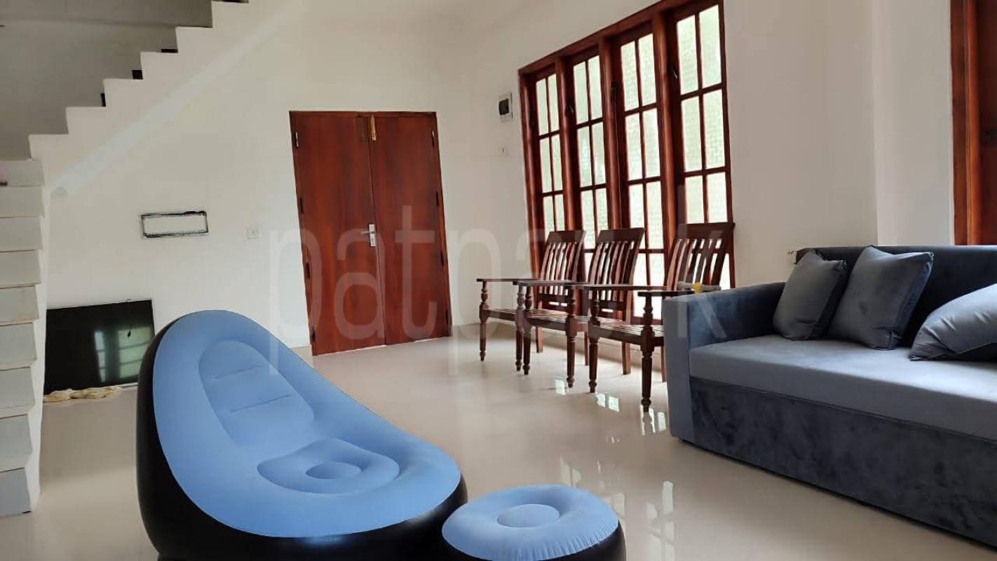 House for Sale in Nittambuwa ads-image-1