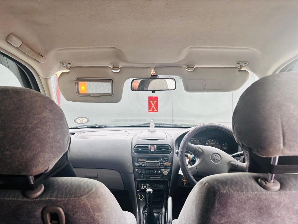 Nissan Sunny 1999 - பயன்படுத்தப்பட்டது கார் sale in Sri Lanka - patpat.lk