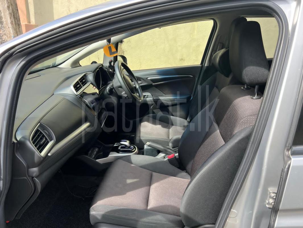 Advertisement image 14