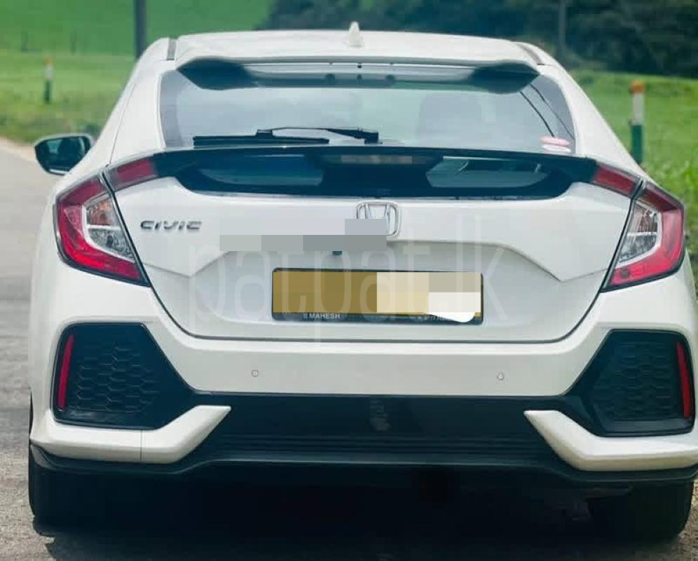 Honda Civic 2017 - மறுசீரமைக்கப்பட்டது கார் sale in Sri Lanka - patpat.lk