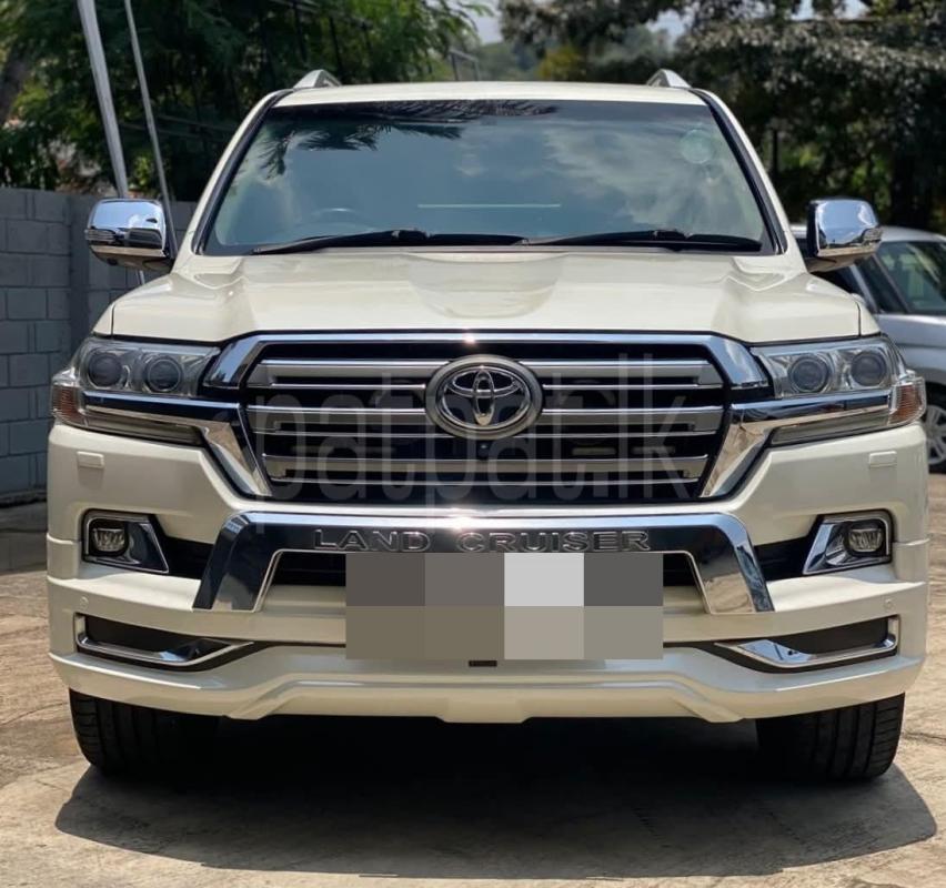 Toyota Land Cruiser 2015 - பயன்படுத்தப்பட்டது SUV sale in Sri Lanka - patpat.lk