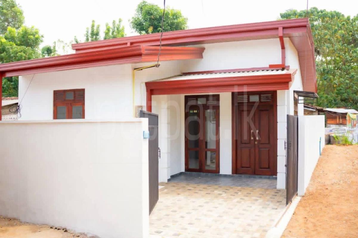 House for Sale in Kadawatha ads-image-1