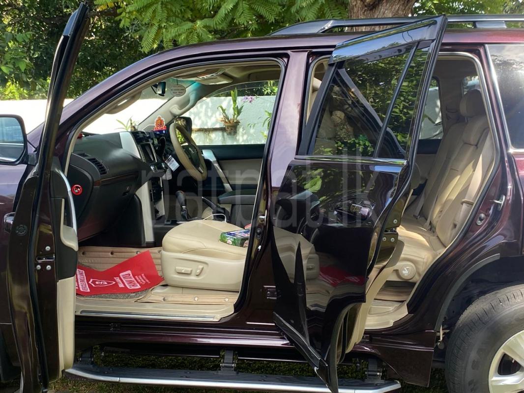 Advertisement image 6