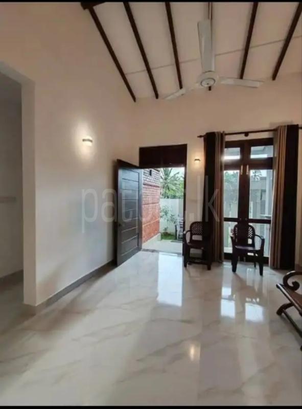 House for Sale in Athurugiriya