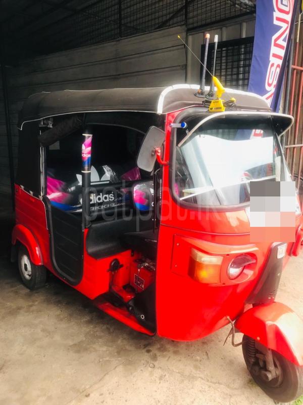 Bajaj Three Wheel 2010 - பயன்படுத்தப்பட்டது முச்சக்கர வண்டி sale in Sri Lanka - patpat.lk