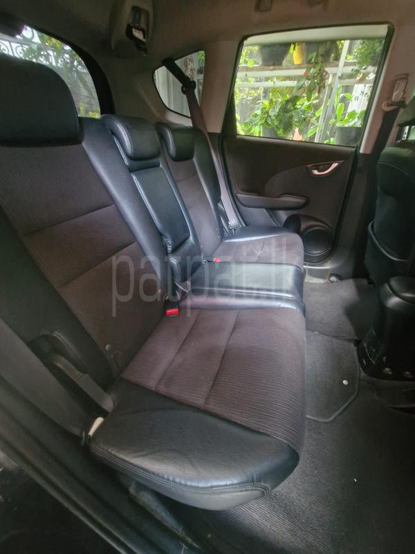 Advertisement image 6