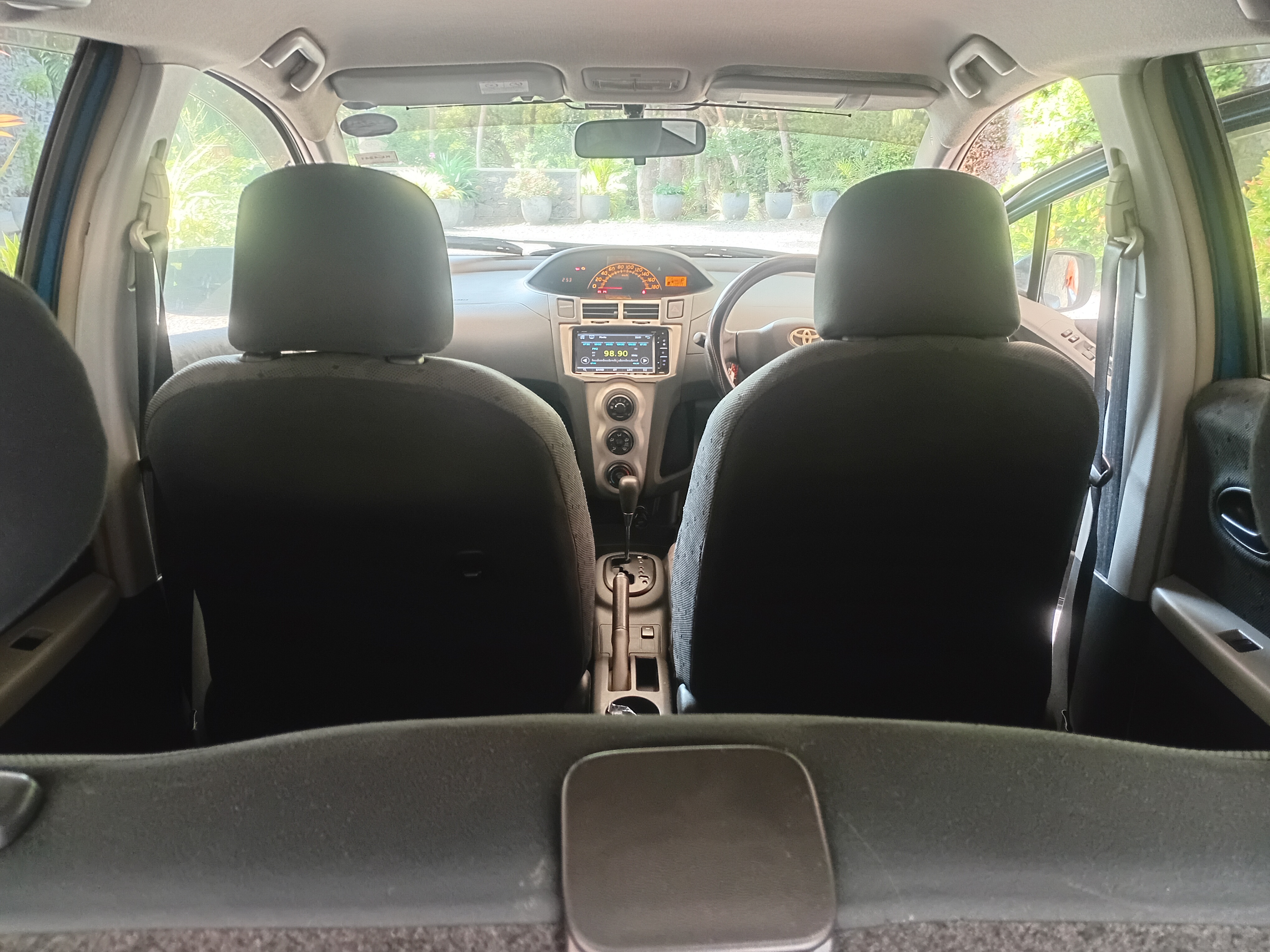 Toyota Vitz 2007 - பயன்படுத்தப்பட்டது கார் sale in Sri Lanka - patpat.lk