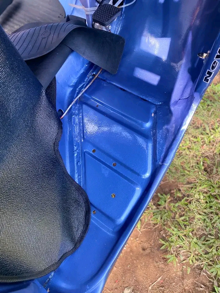 Bajaj Three Wheel 2006 - பயன்படுத்தப்பட்டது முச்சக்கர வண்டி sale in Sri Lanka - patpat.lk