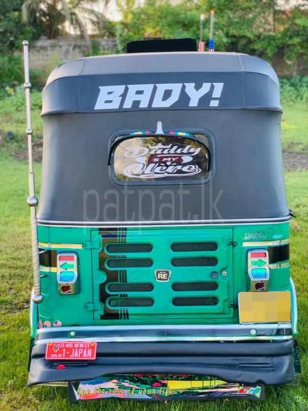 Bajaj 4 stroke 2017 - பயன்படுத்தப்பட்டது முச்சக்கர வண்டி sale in Sri Lanka - patpat.lk