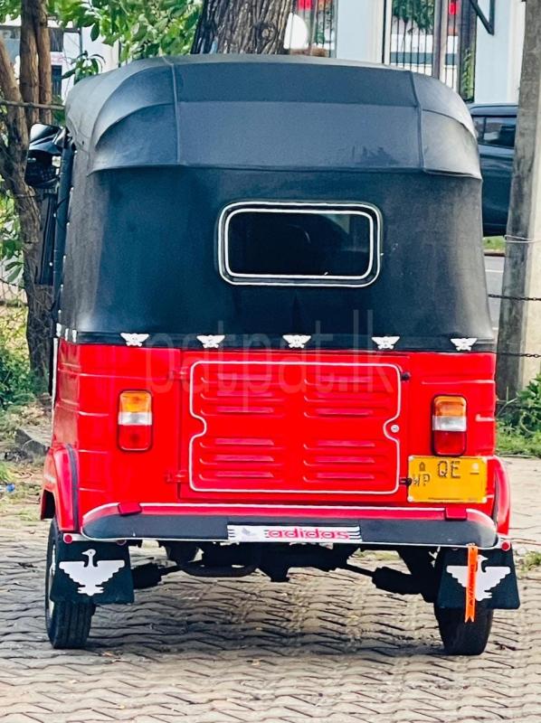 Bajaj 2 stroke 2006 - பயன்படுத்தப்பட்டது முச்சக்கர வண்டி sale in Sri Lanka - patpat.lk