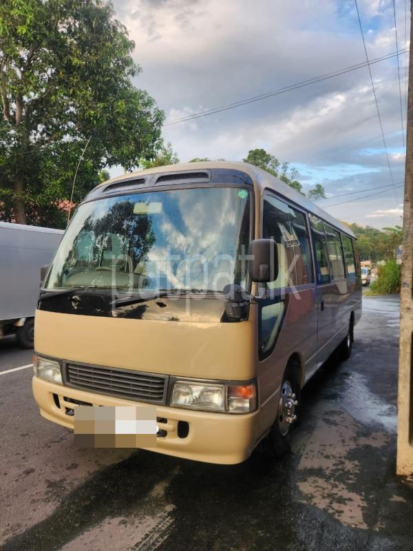 Toyota Coaster 2002 - பயன்படுத்தப்பட்டது பஸ் sale in Sri Lanka - patpat.lk