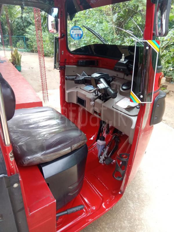 Bajaj 4 stroke 2016 - Used Three wheeler sale in Sri Lanka - patpat.lk