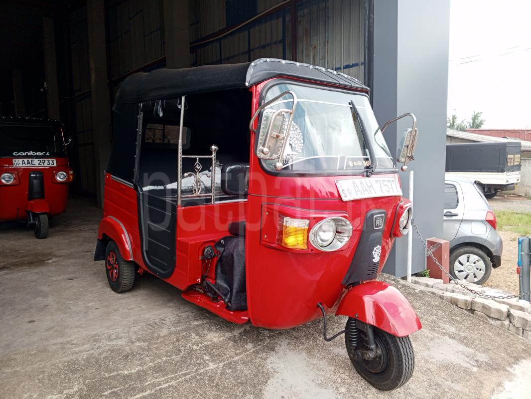 Bajaj Three Wheel 2013 - பயன்படுத்தப்பட்டது முச்சக்கர வண்டி sale in Sri Lanka - patpat.lk
