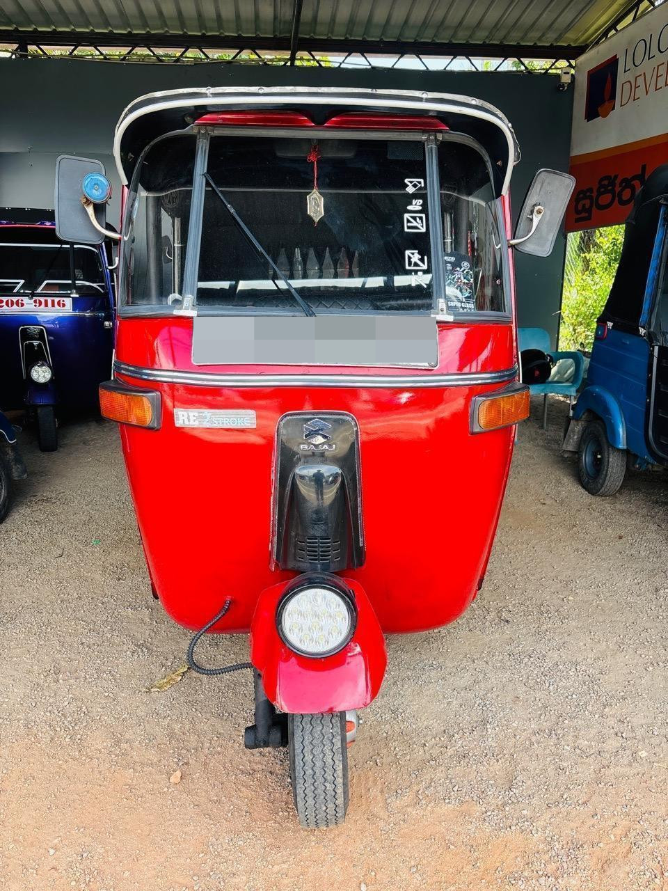 Bajaj Three Wheel 2006 - பயன்படுத்தப்பட்டது முச்சக்கர வண்டி sale in Sri Lanka - patpat.lk