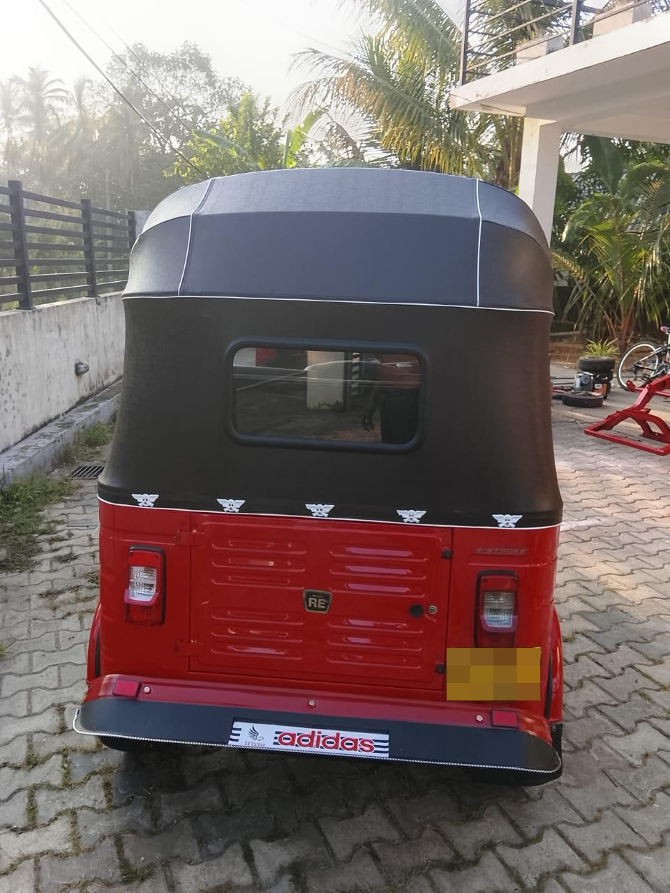 Advertisement image 6