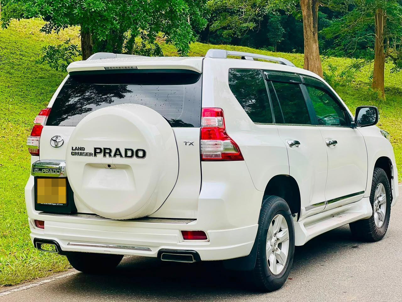 Toyota Land Cruiser 2015 - භාවිතා කරන ලද SUV රථය sale in Sri Lanka - patpat.lk