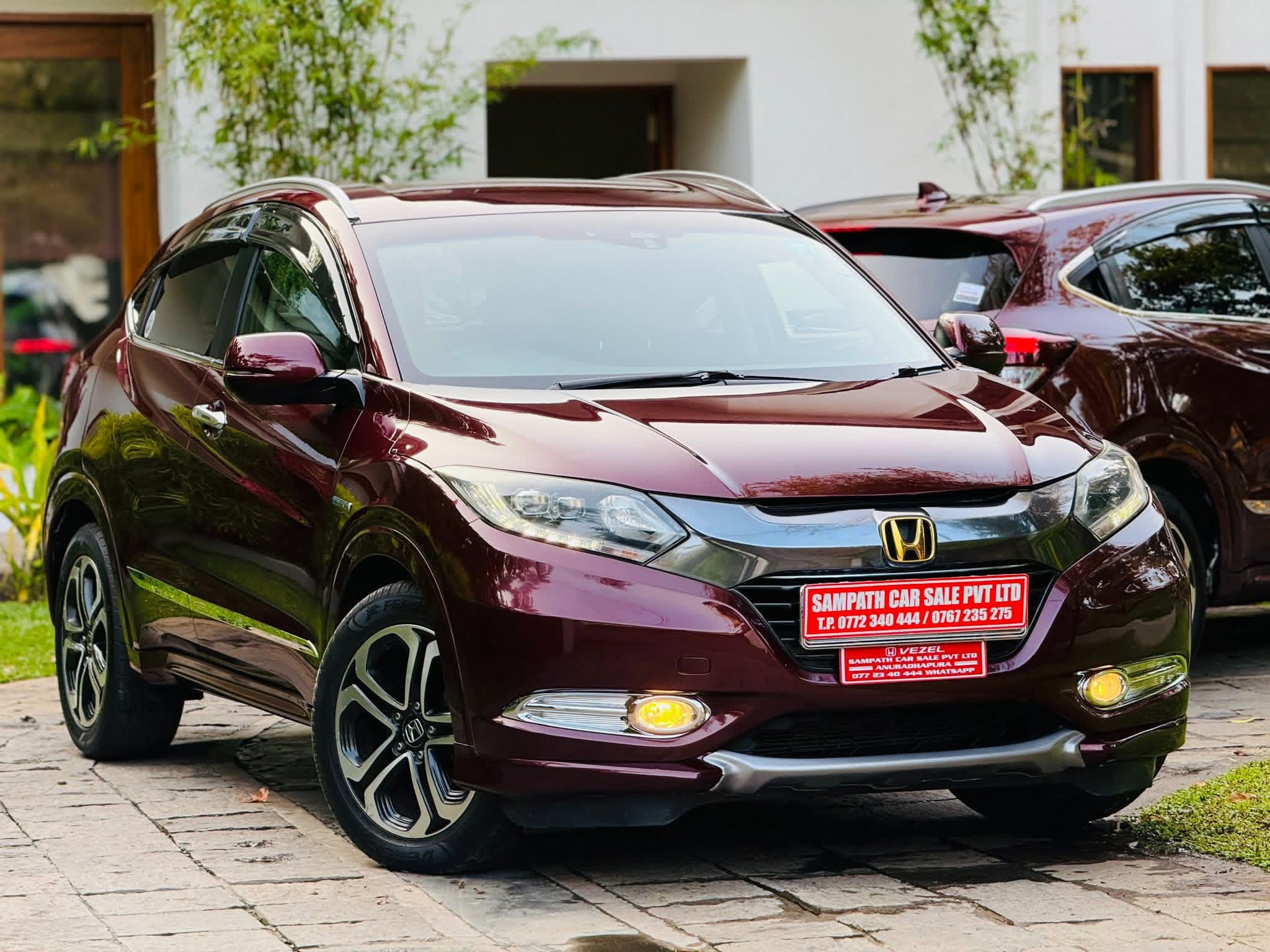 Honda Vezel 2014 ads-image-1