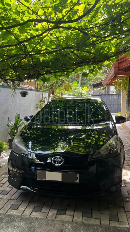 Toyota Aqua 2012 - Used Car sale in Sri Lanka - patpat.lk