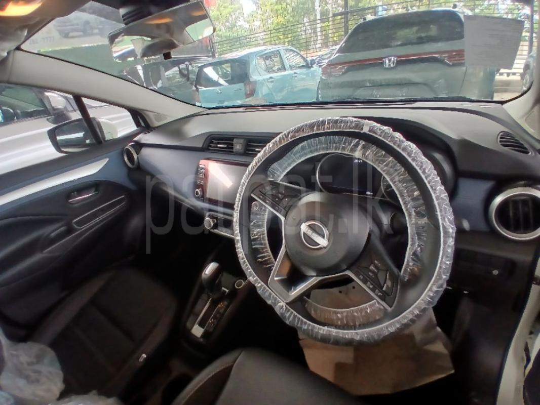 Advertisement image 5