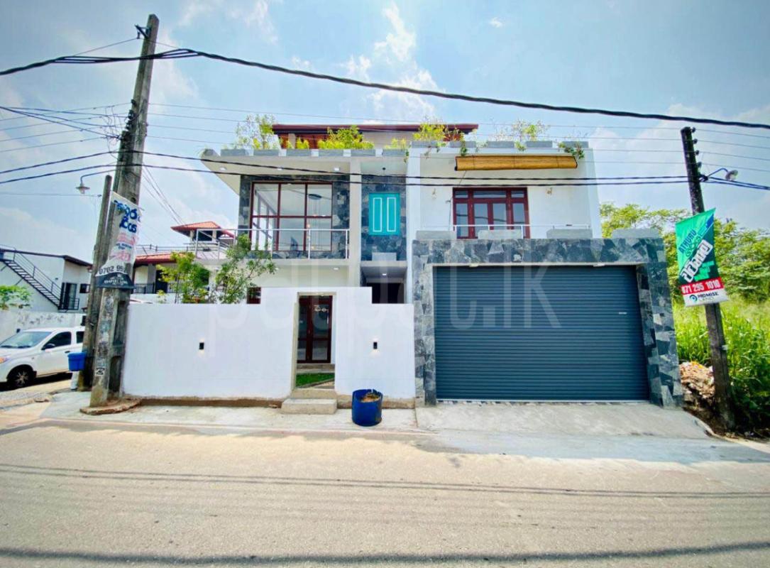 House for Sale in Athurugiriya