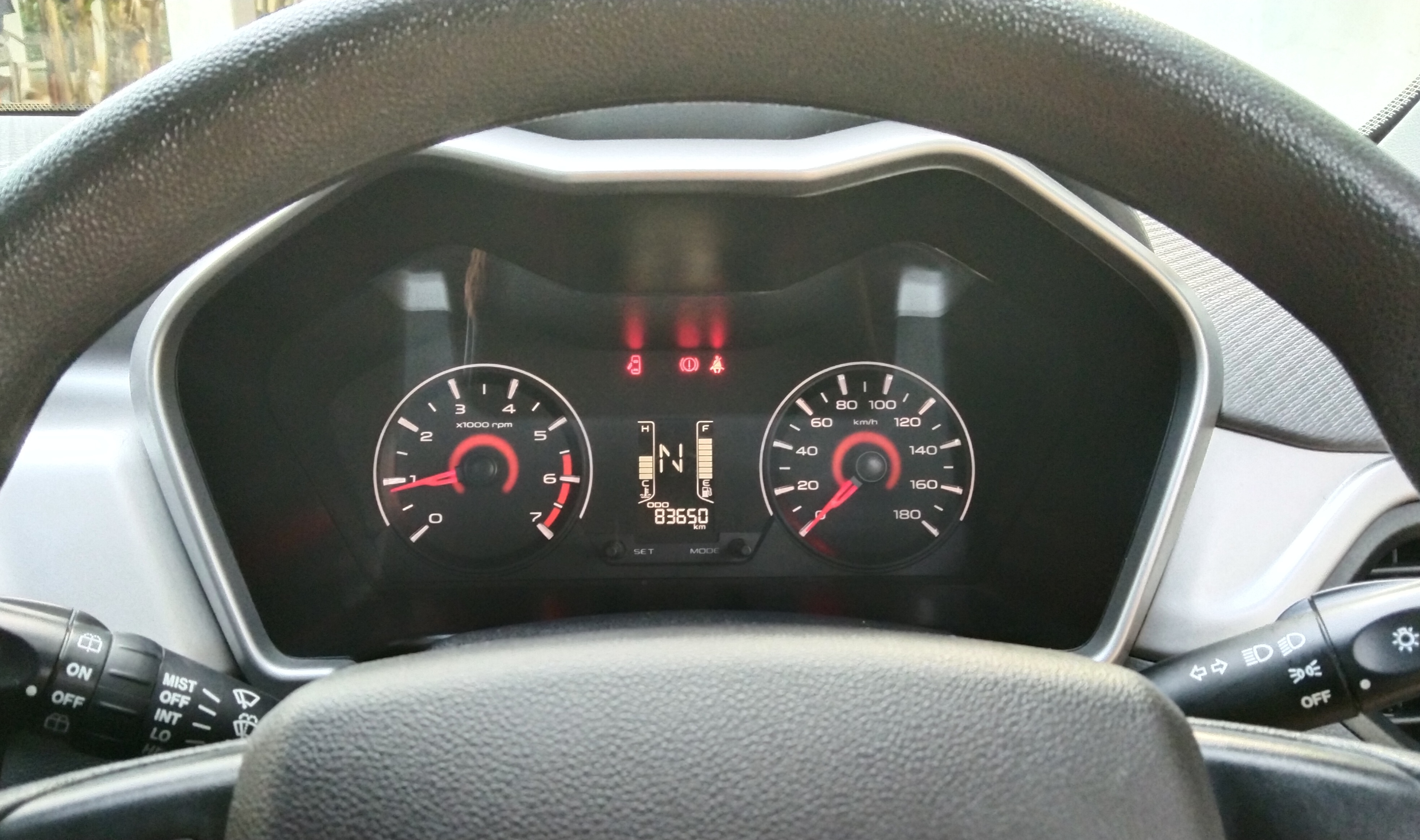 Mahindra KUV 2021 - பயன்படுத்தப்பட்டது SUV sale in Sri Lanka - patpat.lk