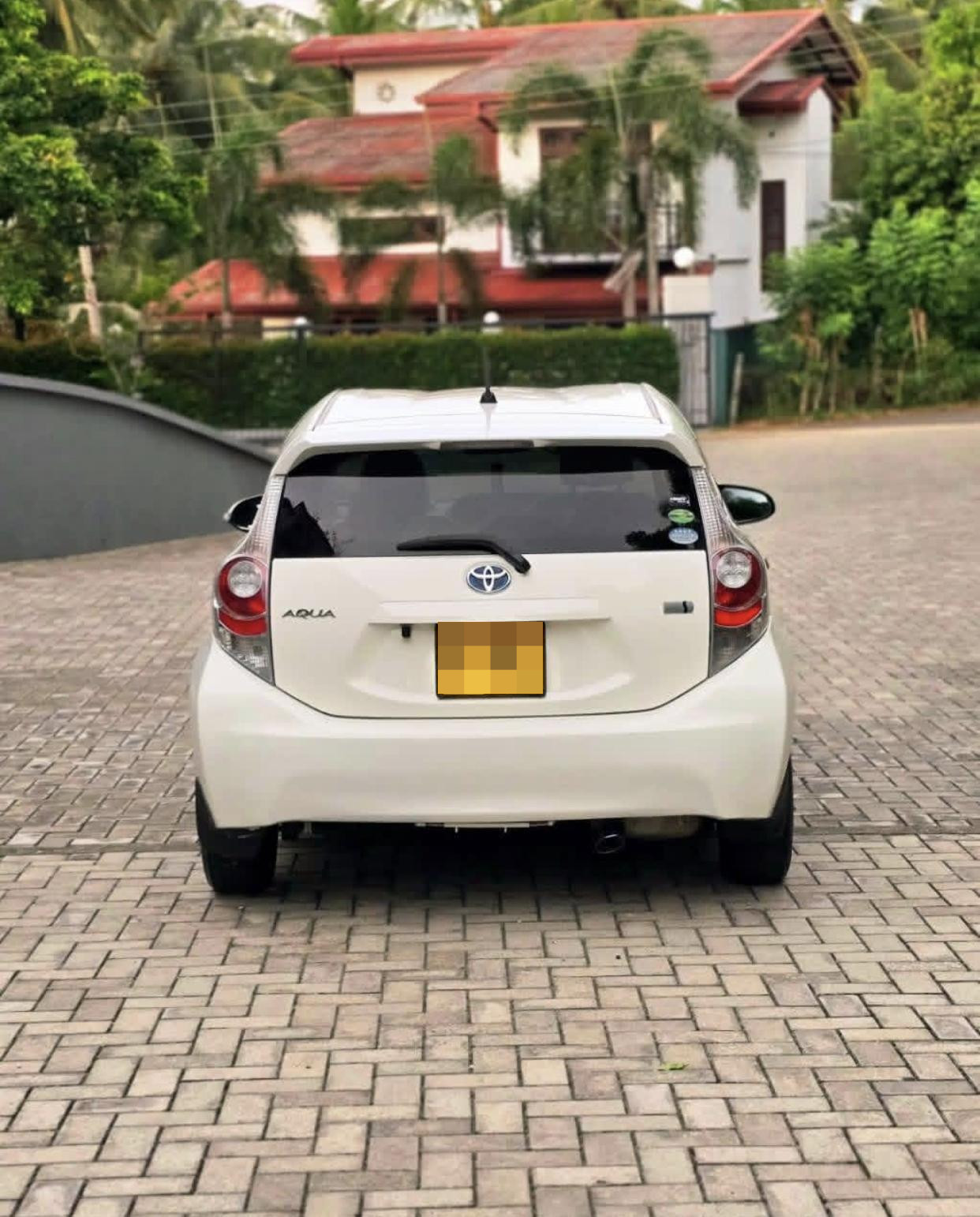 Toyota Aqua 2014 - Used Car sale in Sri Lanka - patpat.lk