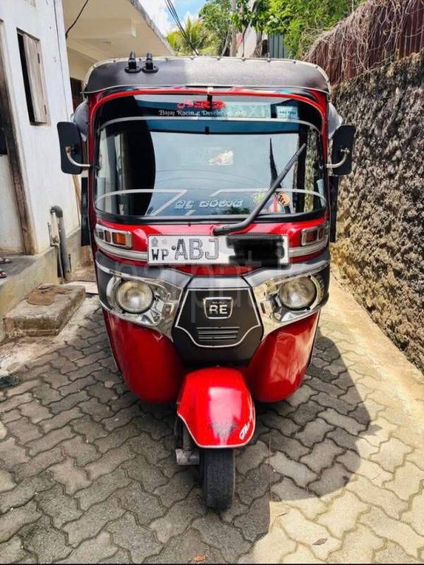 Bajaj Three Wheel 2017 - பயன்படுத்தப்பட்டது முச்சக்கர வண்டி sale in Sri Lanka - patpat.lk