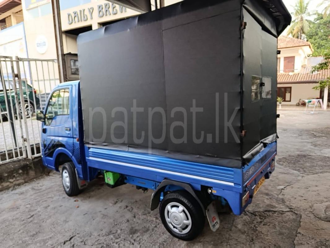 Advertisement image 4