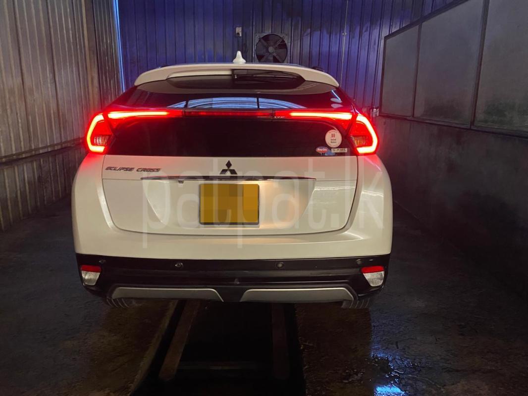 Mitsubishi Eclipse Cross 2018 - භාවිතා කරන ලද SUV රථය sale in Sri Lanka - patpat.lk
