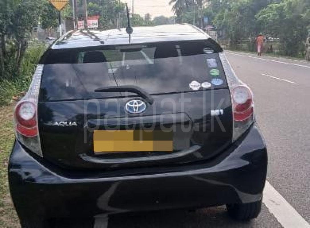 Toyota Aqua 2013 - Used Car sale in Sri Lanka - patpat.lk