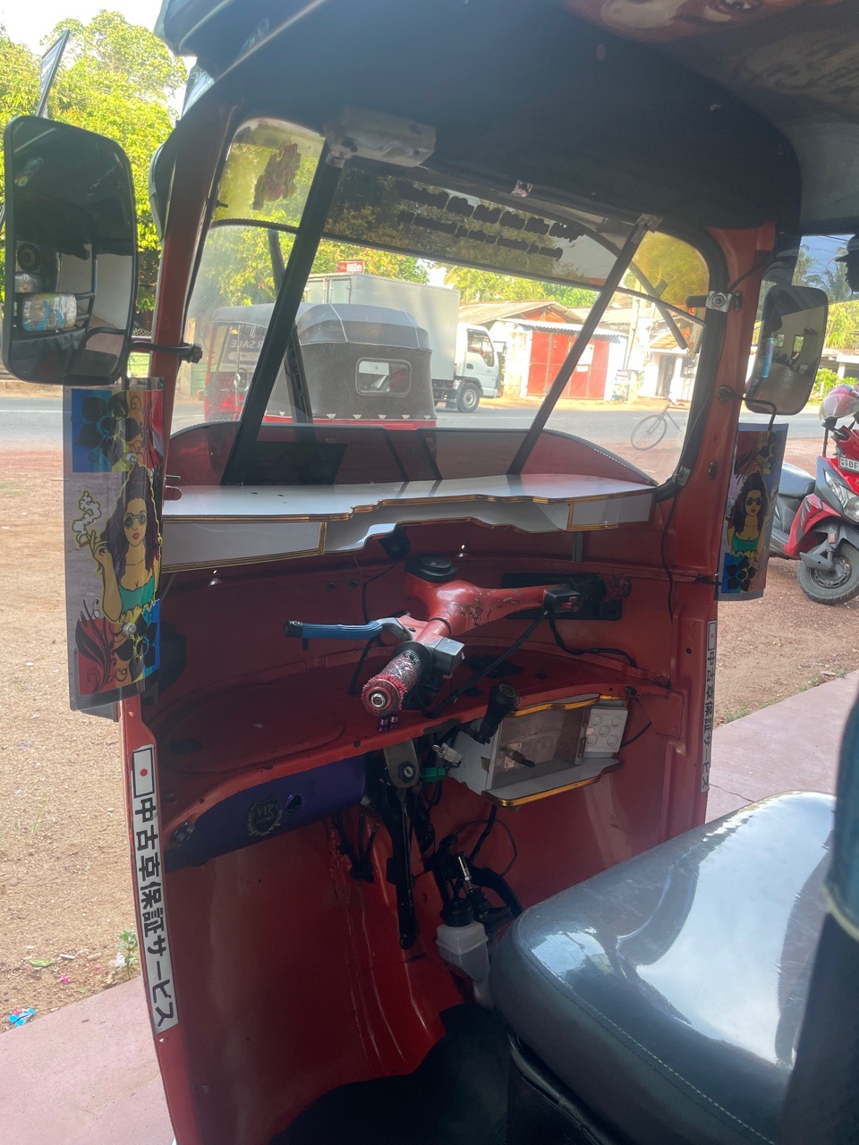 Bajaj Three Wheel 2006 - භාවිතා කරන ලද ත්‍රිරෝද රථය sale in Sri Lanka - patpat.lk