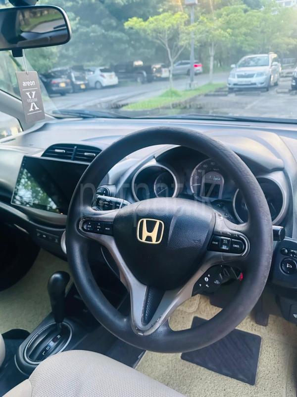 Honda Fit 2011 - Used Car sale in Sri Lanka - patpat.lk