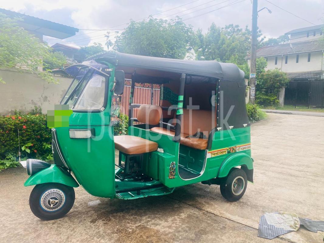 Bajaj Three Wheel 2005 - பயன்படுத்தப்பட்டது முச்சக்கர வண்டி sale in Sri Lanka - patpat.lk