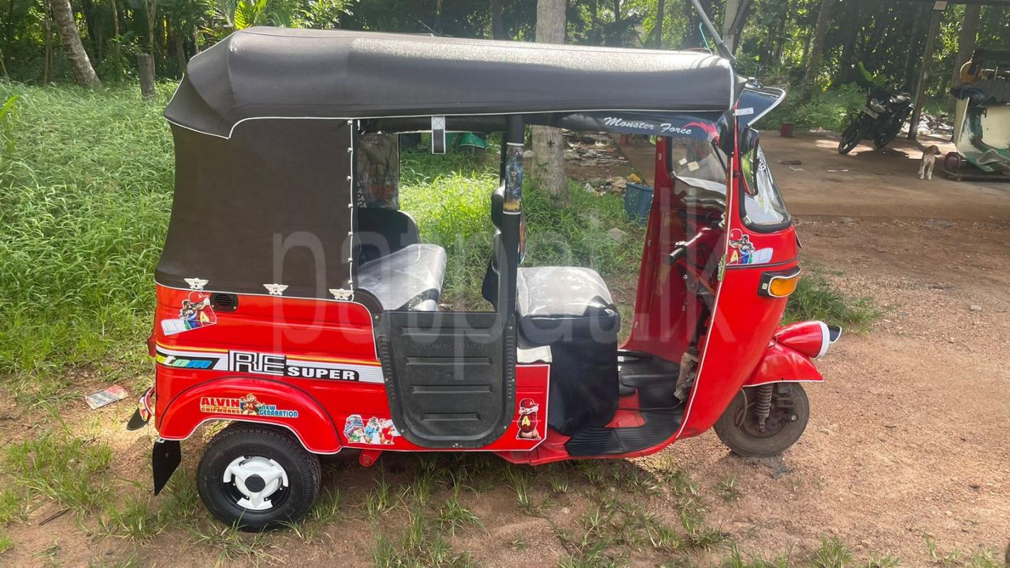 Bajaj Three Wheel 2005 - பயன்படுத்தப்பட்டது முச்சக்கர வண்டி sale in Sri Lanka - patpat.lk