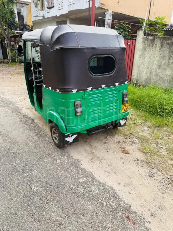 Bajaj 4 stroke 2014 - Used Three wheeler sale in Sri Lanka - patpat.lk