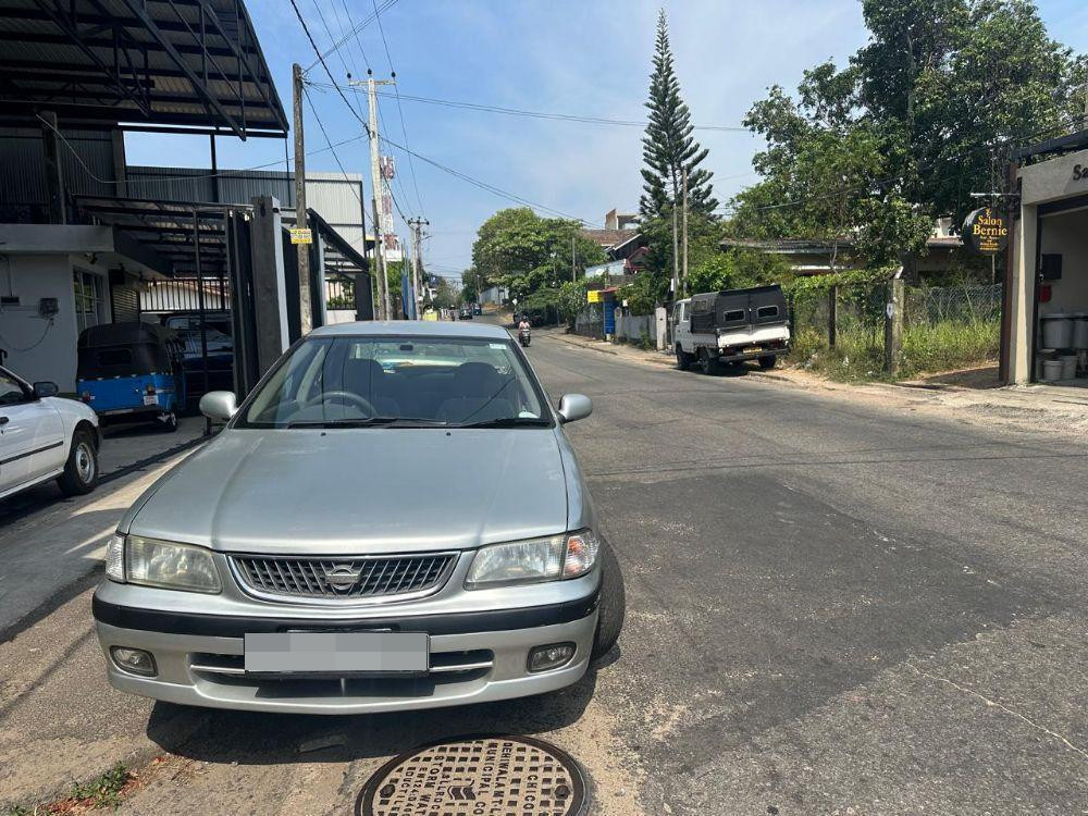 Nissan FB 15 2000 ads-image-1