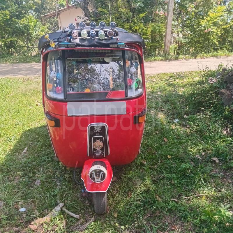 Bajaj Three Wheel 2004 - பயன்படுத்தப்பட்டது முச்சக்கர வண்டி sale in Sri Lanka - patpat.lk