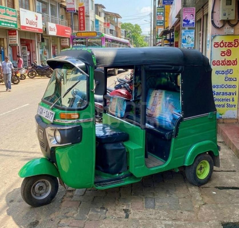Bajaj Three Wheel 2010 - Used Three wheeler sale in Sri Lanka - patpat.lk