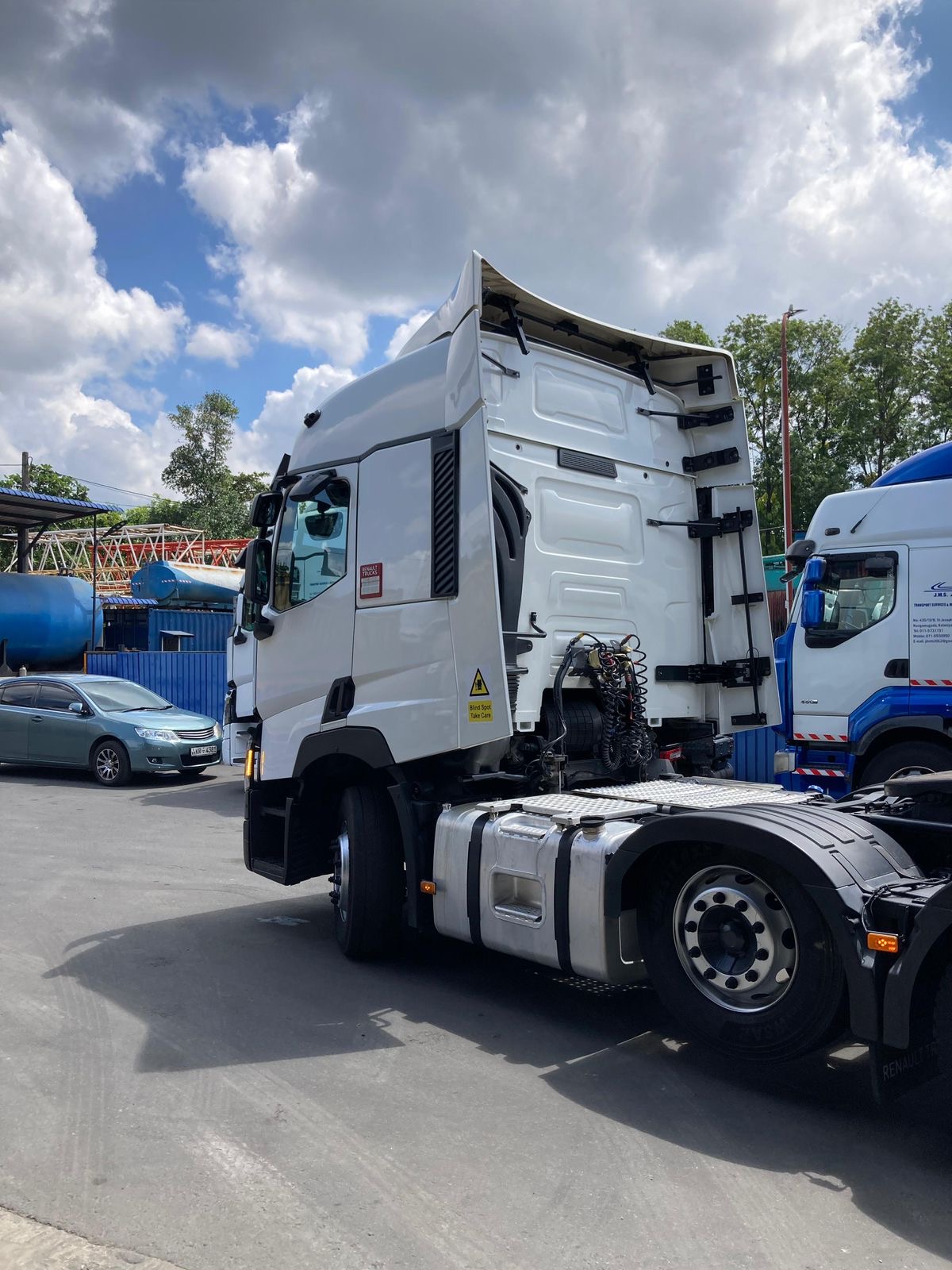 Renault T-Range 2020 - Reconditioned Truck sale in Sri Lanka - patpat.lk