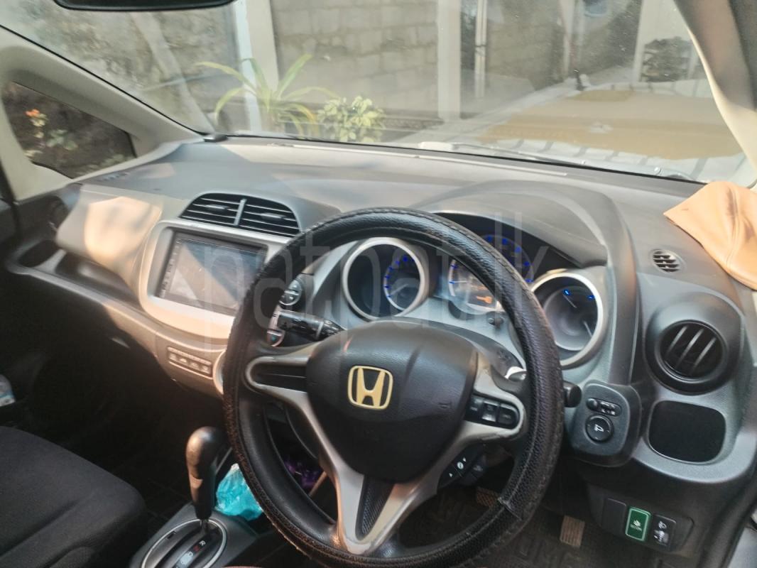 Honda Fit 2010 - Used Car sale in Sri Lanka - patpat.lk