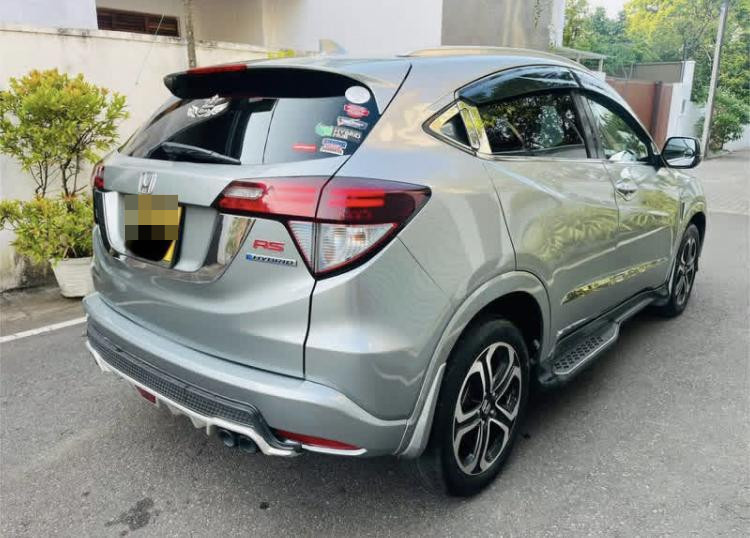Honda Vezel 2014 - Used SUV sale in Sri Lanka - patpat.lk
