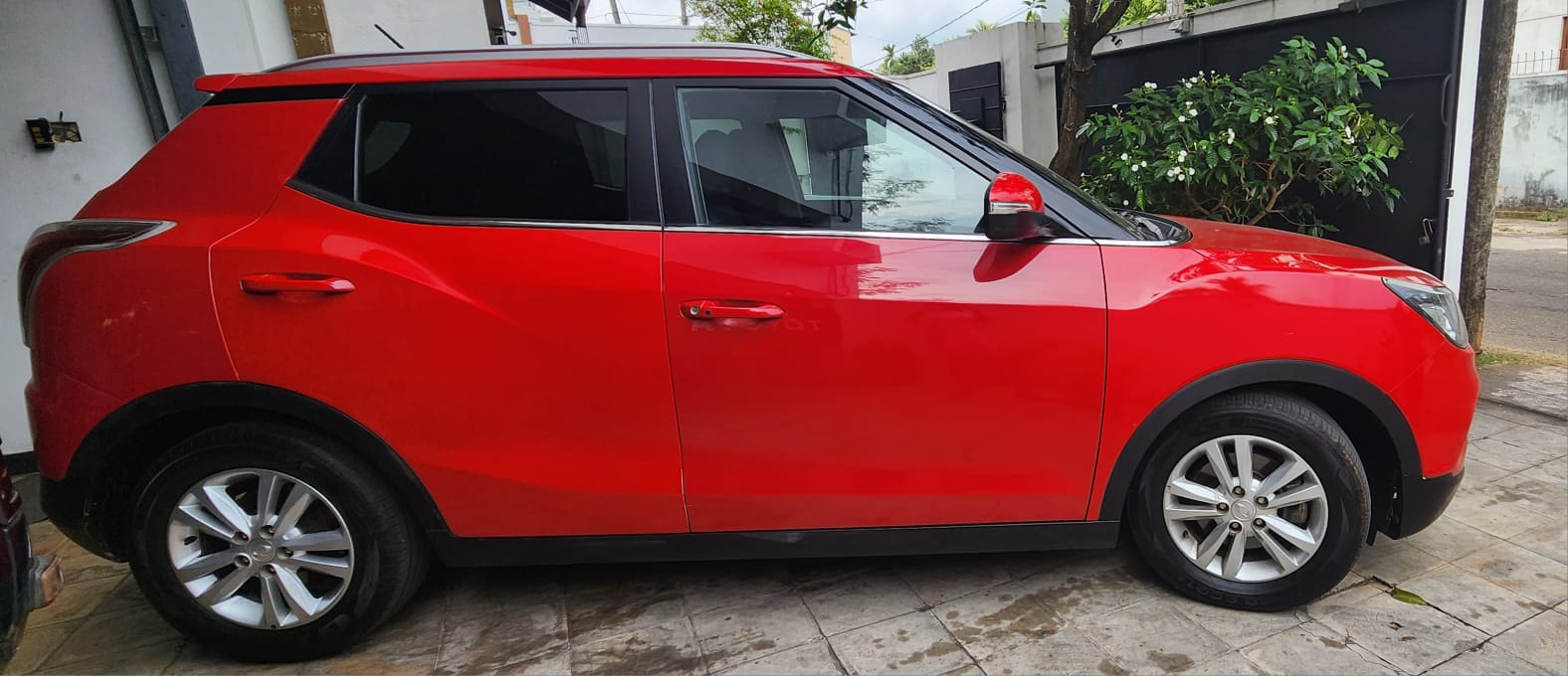 SsangYong Tivoli 2018 - பயன்படுத்தப்பட்டது SUV sale in Sri Lanka - patpat.lk