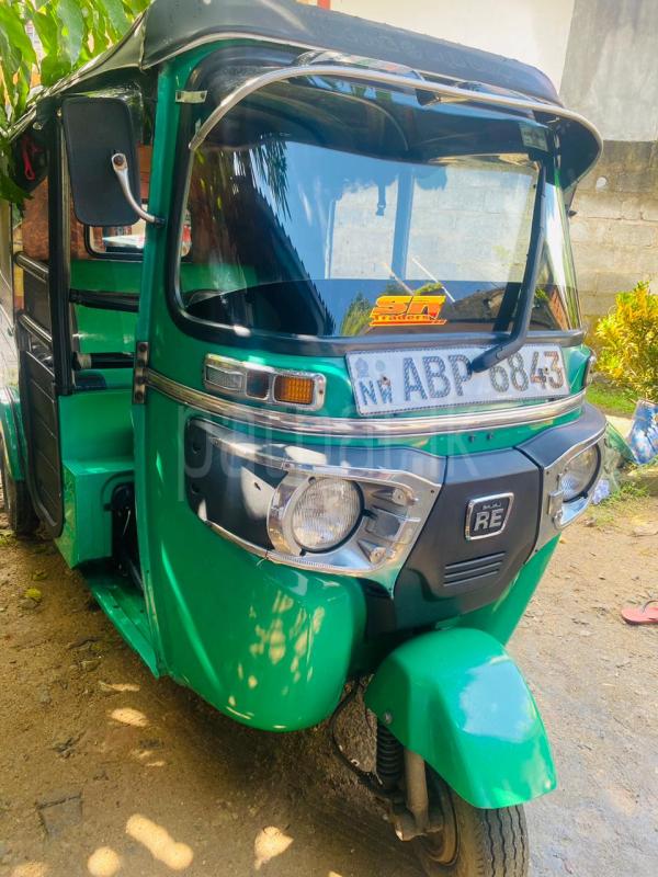 Bajaj 4 stroke 2017 - Used Three wheeler sale in Sri Lanka - patpat.lk