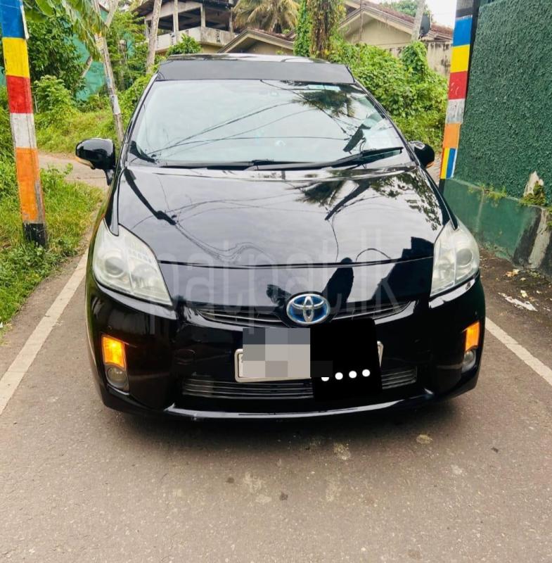Toyota Prius 2010 - பயன்படுத்தப்பட்டது கார் sale in Sri Lanka - patpat.lk