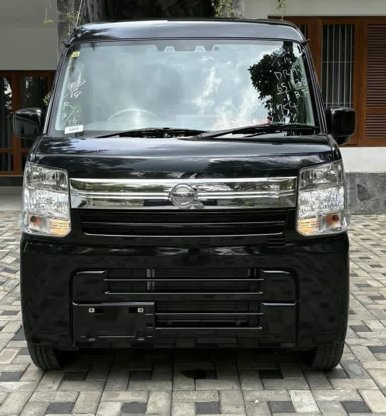 Nissan Clipper 2023 - சான்றளிக்கப்பட்டது வேன் sale in Sri Lanka - patpat.lk
