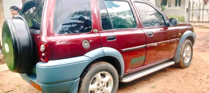 Land Rover Freelander 1999 - Used SUV sale in Sri Lanka - patpat.lk